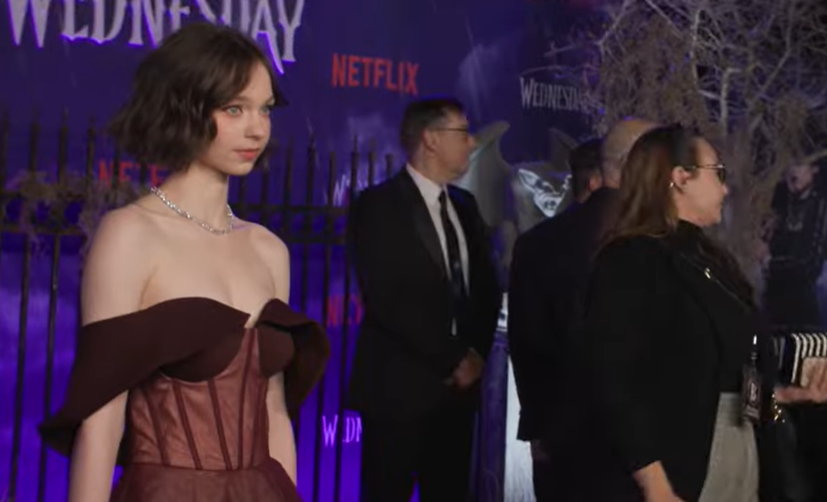 Emma Myers red carpet